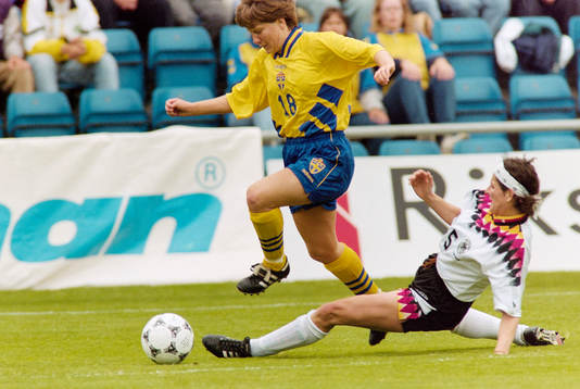 Helen Nilsson, Sverige tar sig förbi Ursula Lohn, Tyskland