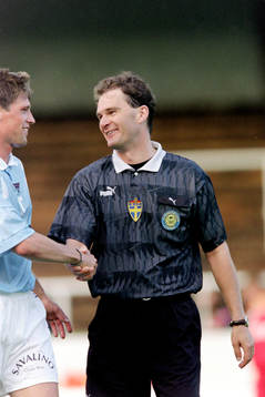 Jens Fjellström, Malmö tackar domare Thomas Axelsson,