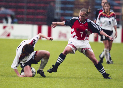 Tone Haugen, Norge