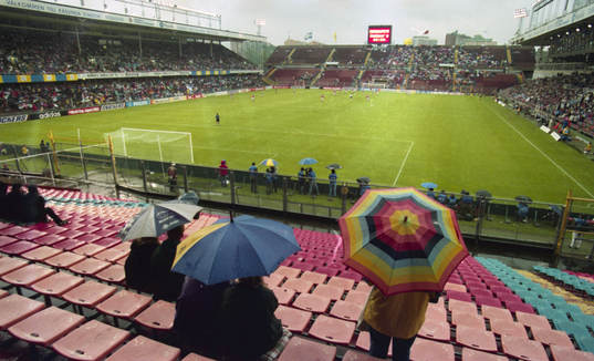 Ett regnigt Råsunda