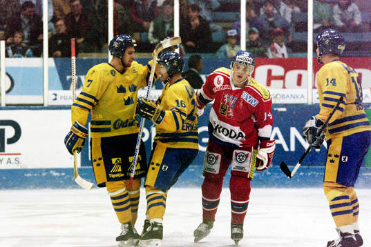 Per Gustafsson och Niklas Eriksson, Sverige