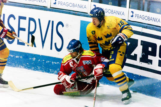 Jonas Bergqvist, Sverige