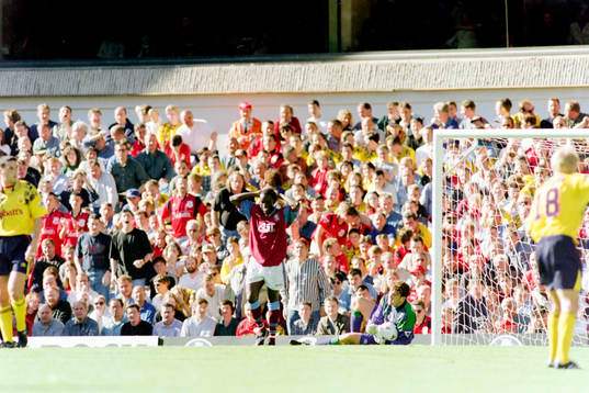Fotboll, Premiership, Aston Villa - Nottingham Forest, 1-1