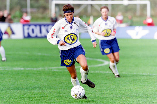 Malin Swedberg, Älvsjö med bollen