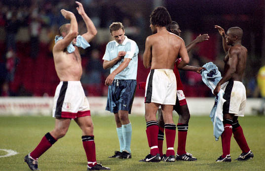 Nottingham Forest jublar och Torbjörn Persson, Malmö