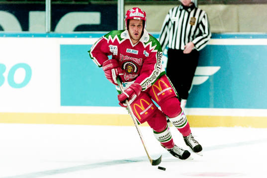 Bläddra bland fler bilder av Ishockey, Elitserien, Västra Frölunda - Färjestad, 2-2