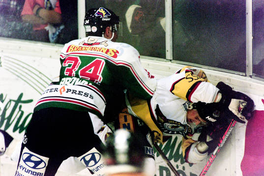 Bläddra bland fler bilder av Ishockey, Elitserien, Rögle - Luleå, 4-1
