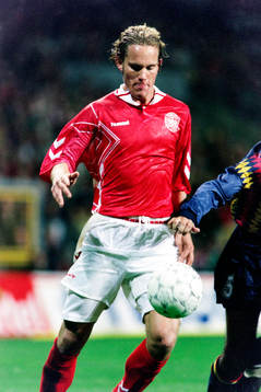 Fotboll, EM-Kval, Danmark - Spanien, 1-1