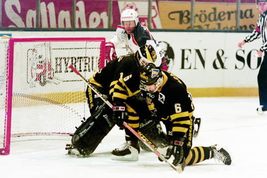 Patrik Sylvegård, Malmö oroar Dick Tärnström och Mikael