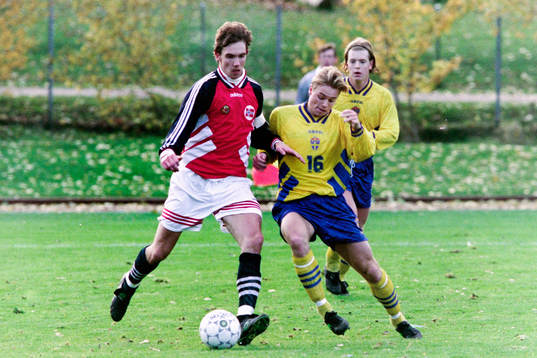 Mattias Jonson, Sverige i kamp om bollen