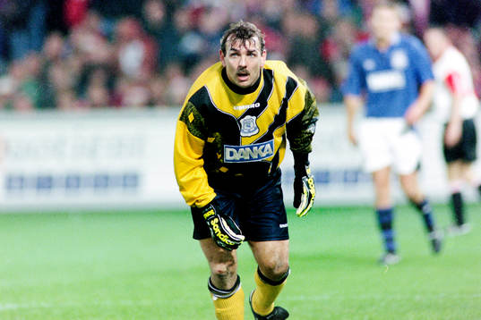 Neville Southall, målvakt, Everton