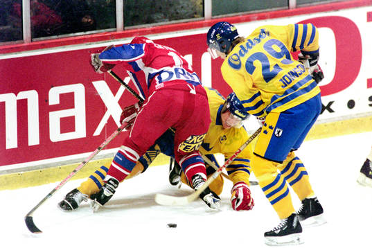 Jonas Johnson, Sverige