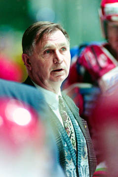 Viktor Tichonov, förbundskapten, Ryssland