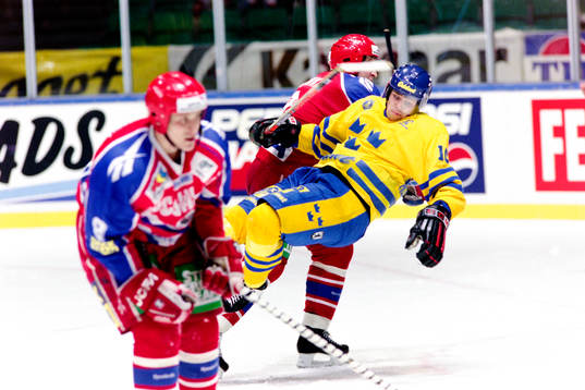 Bläddra bland fler bilder av Ishockey, Sverige - Ryssland, 3-3, Göteborg
