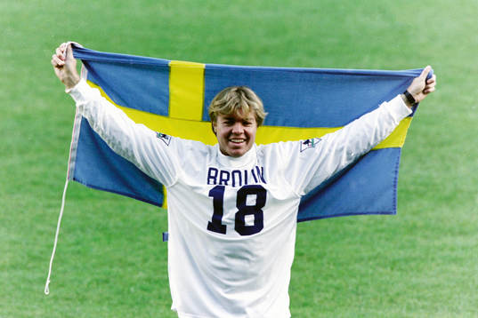 Tomas Brolin, Leeds i sin matchtröja