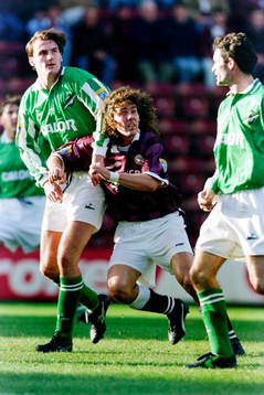 Hans Eskilsson, Hearts i kamp om bollen