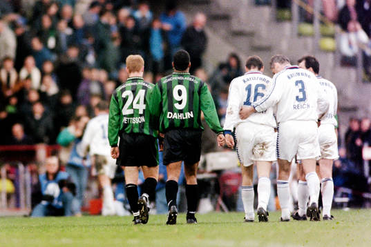 Fotboll, Bundesliga, Karlsruhe - Borussia Mönchengladbach,