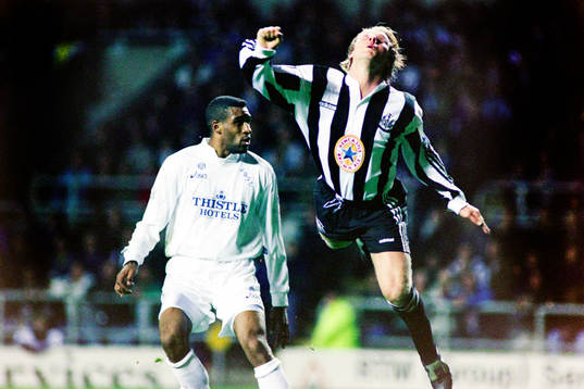 Fotboll, Premier League, Newcastle - Leeds, 2-1