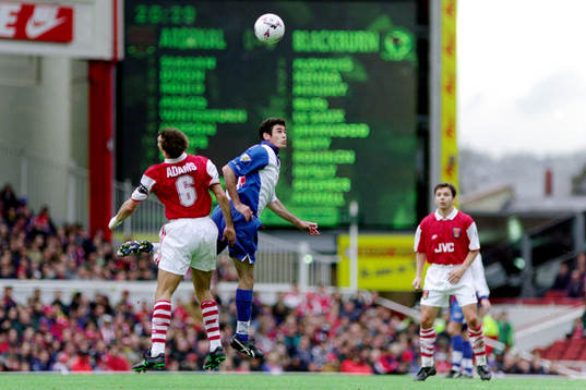 Tony Adams, Arsenal i en nickduell