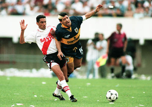Diego Maradona, Boca Juniors fälls