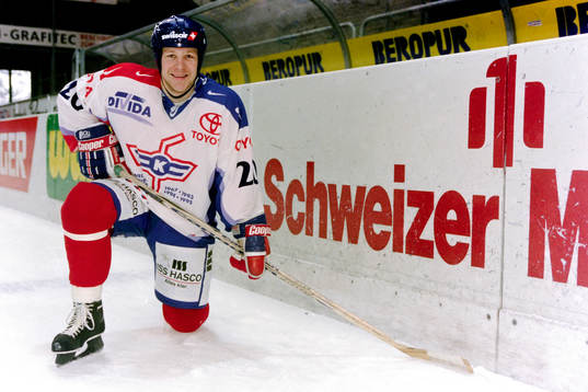 Bläddra bland fler bilder av Ishockey, Charles Berglund, Kloten