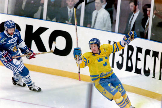 Andreas Dackell, Sverige jublar