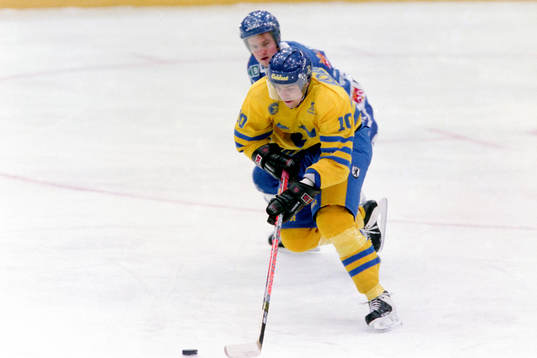 Tomas Holmström, Sverige