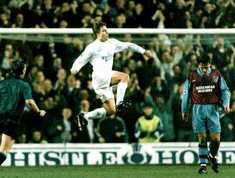 Tomas Brolin, Leeds jublar