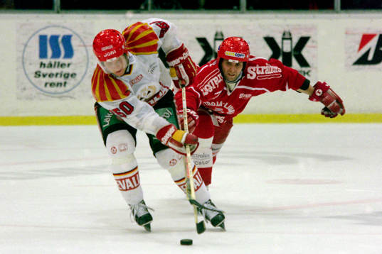 Andreas Dackell, Brynäs först på pucken