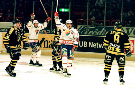 Per Eklund och Jan Viktorsson jublar