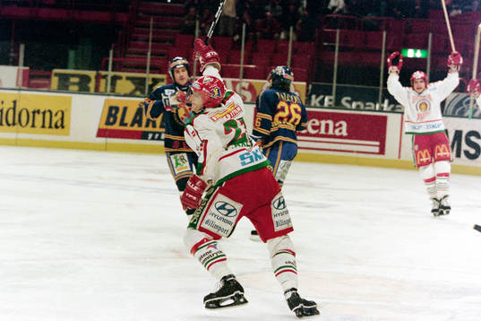 Per-Johan Axelsson, Frölunda jublar