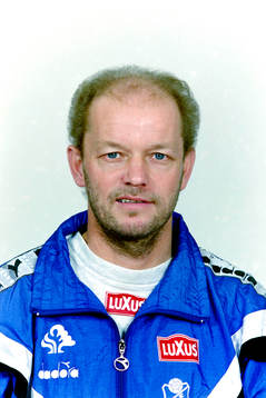 Johan Hult, Assisterande tränare, Öster