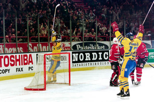 Bläddra bland fler bilder av Ishockey, Sweden Hockey Games, Sverige - Kanada, 7-1