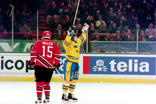 Fredrik Öberg, Sverige jublar