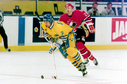 Tomas Jonsson, Sverige