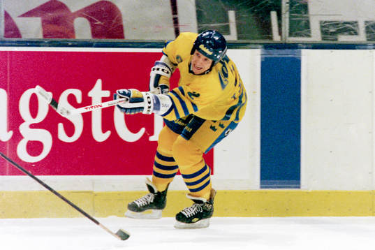 Tomas Jonsson, Sverige