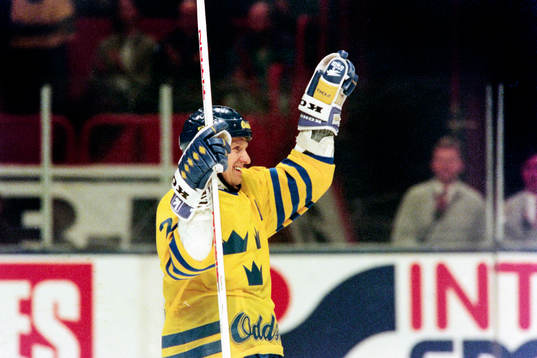 Tomas Jonsson, Sverige