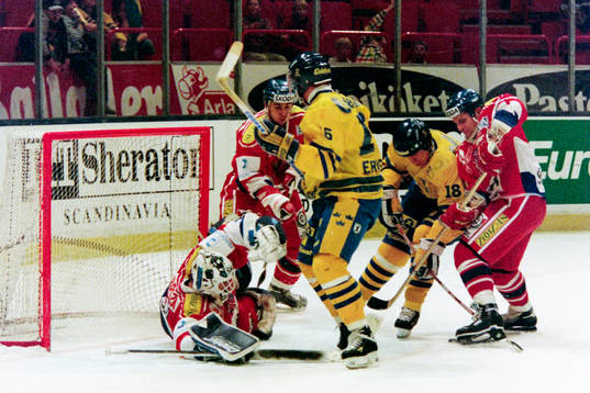 Niklas Eriksson och Jonas Bergqvist, Sverige framför