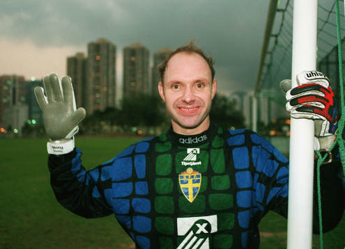 Thomas Ravelli, Sverige
