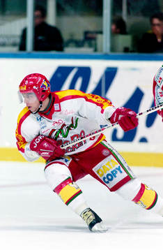 Kristian Gahn, Modo