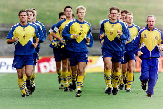 Bläddra bland fler bilder av Fotboll, Sverige, Landslagsturné, Hongkong och Australien