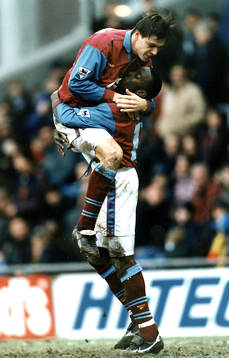 1996-03-03 Dwight Yorke och Savo Milosevic, Aston Villa
