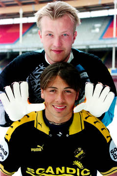 Magnus Hedman, målvakt och Alexander Östlund, AIK
