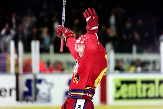 Bläddra bland fler bilder av Ishockey, Elitserien, kvartsfinal, Malmö - Luleå, 4-1