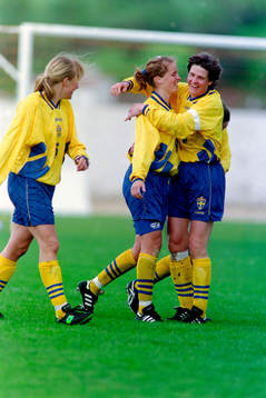 Anna Pohjanen, Sverige kramas om av Pia Sundhage