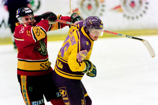 Leif Carlsson, Färjestad uppvaktas