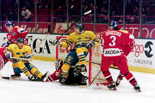 Bläddra bland fler bilder av Ishockey, Sverige - Tjeckien, 3-3