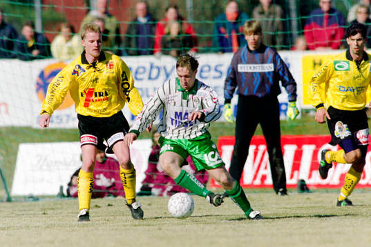 Bläddra bland fler bilder av Fotboll, Div 1 Södra, Mjällby - Västra Frölunda, 1-1