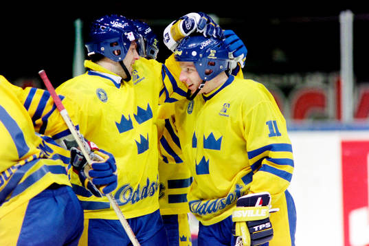 Daniel Alfredsson, Sverige