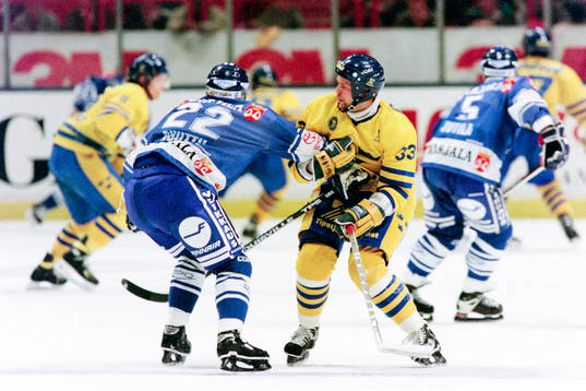 Christian Ruuttu, Finland och Tommy Sjödin, Sverige